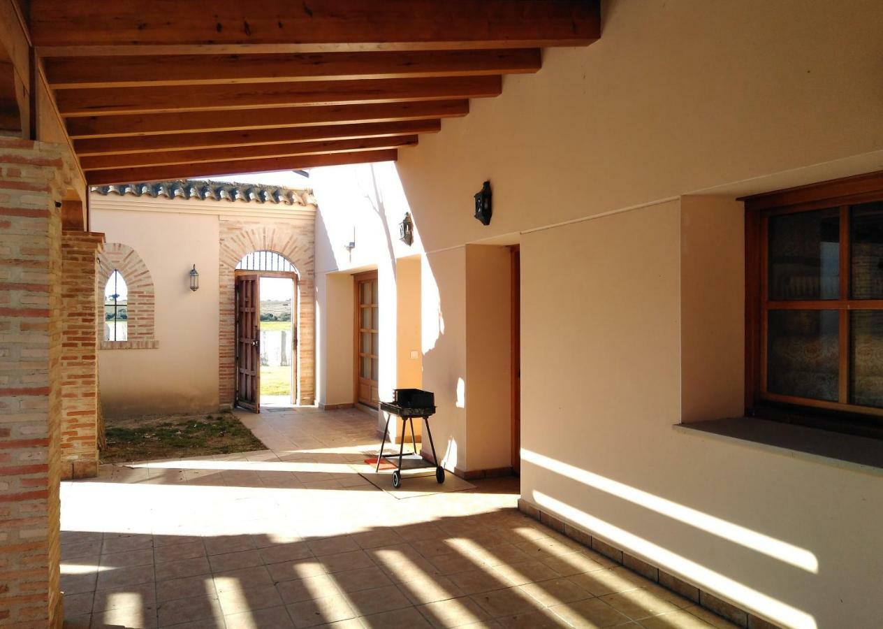 Casas Olmo Y Fresno Jardin Y Piscina A 17 Kilometros De Salamanca Exterior photo